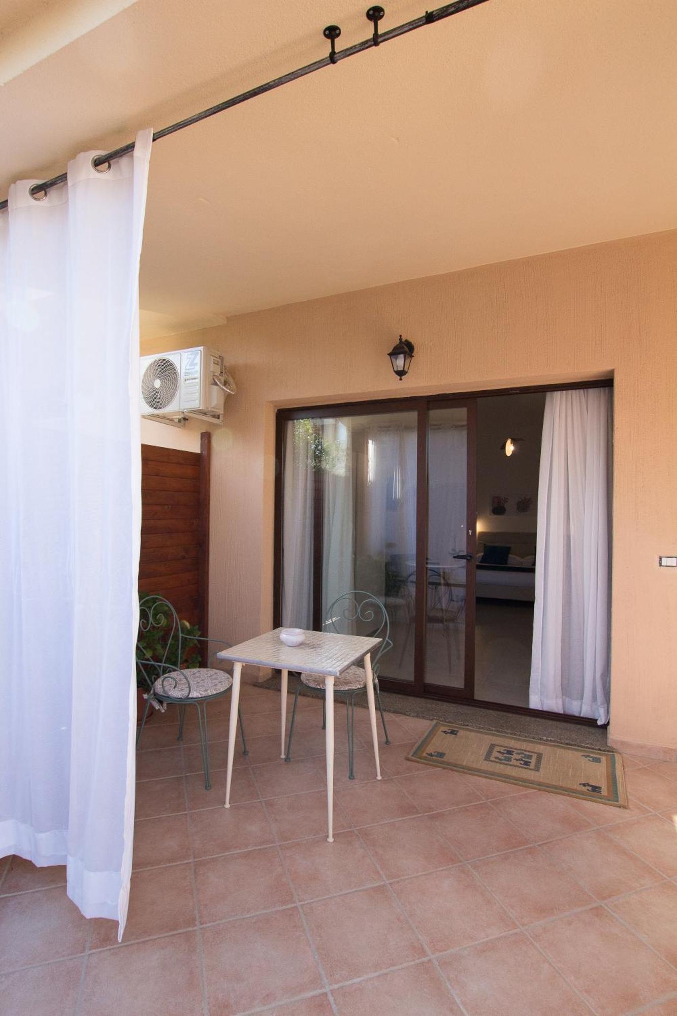 B&B Jolie Suite Villasimius Esterno foto